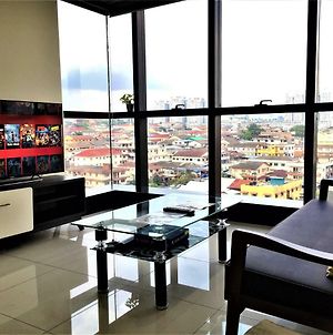 Leisure Home Apartment At Icon City Pj Petaling Jaya Exterior photo