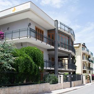 Villa Franca Mini Appartamenti Bisceglie Exterior photo