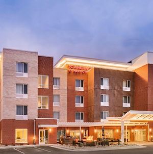 Towneplace Suites By Marriott Dubuque Downtown Exterior photo
