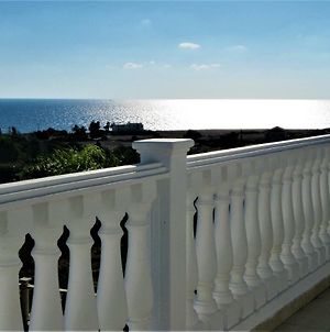 Villa Dioni Coral Bay Exterior photo