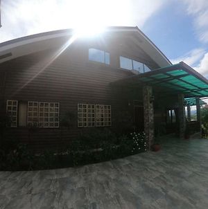 Illa Del Carmen Haven Bohol Bed & Breakfast Exterior photo