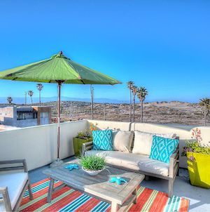 Spacious 4Br, Rooftop Deck, Fire Pit, Steps To Shore Oxnard Exterior photo