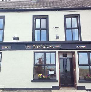 The Local Lodge Longford Exterior photo