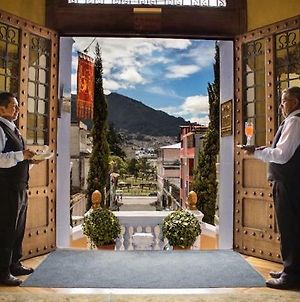 Hotel Boutique Mansion Del Angel Quito Exterior photo
