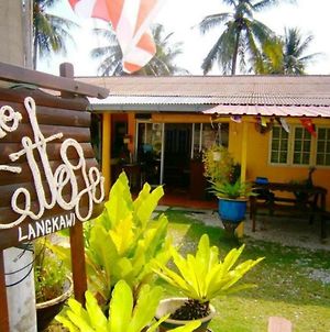 The Cottage Langkawi Pantai Cenang  Exterior photo