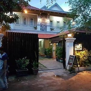 Nika'S House Hotel Siem Reap Exterior photo