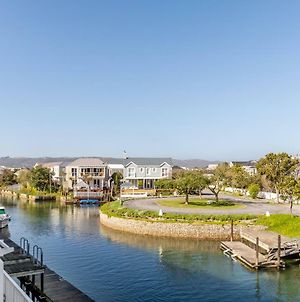 Trendy Get-Away On The Canals Apartment Knysna Exterior photo