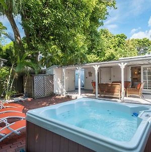 Hemingway'S View Villa Key West Exterior photo