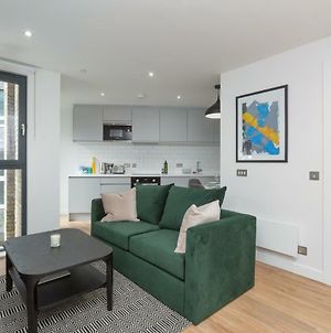 Altido Brand New Studio Apartment With Castle View Edinburgh Exterior photo