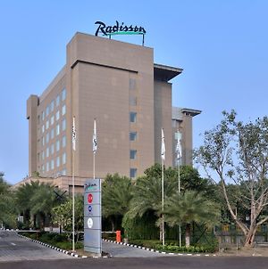 Radisson Noida Hotel Exterior photo