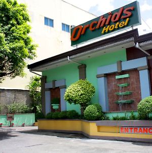 Orchids Hotel Manila Exterior photo