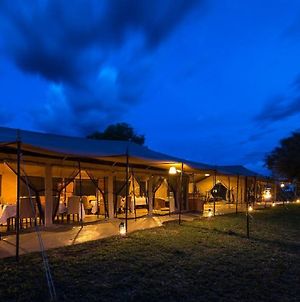 Karibu Camps And Lodges Ex Karibu Camps And Lodges River Camp Serengeti Nyanungu Exterior photo