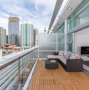 Penthouse Apartment With Stunning Harbour Views Auckland Exterior photo