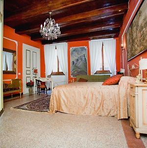 Il Palazzo Vecchio Bed & Breakfast Campobasso Exterior photo