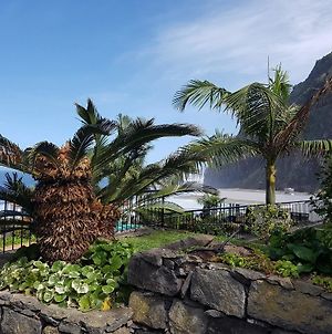 Studio In Ponta Delgada, With Wonderful Sea View, Pool Access, Furnish Apartment Sao Vicente  Exterior photo