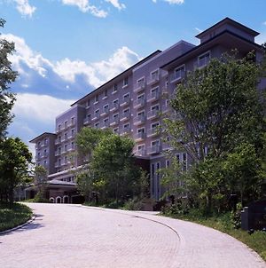 Okura Akademia Park Hotel Kisarazu Exterior photo