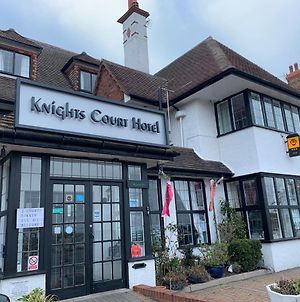 Knights Court Hotel Great Yarmouth Exterior photo