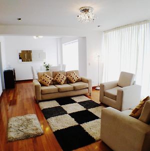 Beautiful Apartment Financial Zone-Fully Furnished Lima Exterior photo
