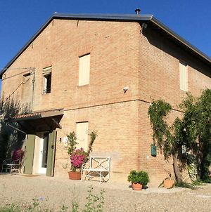 Agriturismo "La Fondazza" Villa Imola Exterior photo
