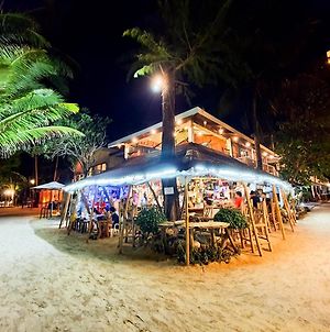 Cocoloco Beach Resort Boracay Island Exterior photo