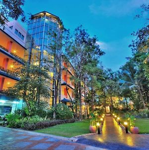 Vits Gazebo Resort Pattaya Exterior photo
