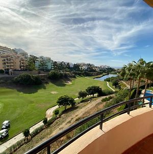 Modern And Stylish Apartment Seeview And Golfview Malaga Exterior photo