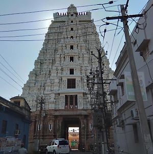 Atreyaa Homestay Tiruchirappalli Exterior photo