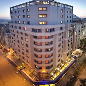 Best Western Eresin Hotels Taxim Istanbul Exterior photo