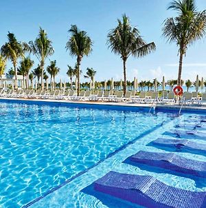 Hotel Riu Dunamar Cancun Exterior photo