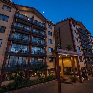 Bukoto Heights Apartments Kampala Exterior photo
