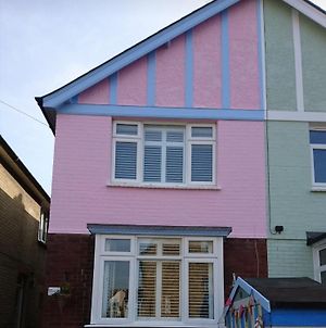 Charming Pink House With Perfect Location Apartment Whitstable Exterior photo