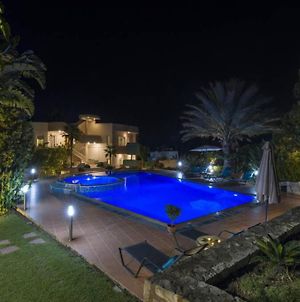 Villa Elina Luxury Residence Stalos Exterior photo