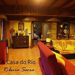 A Casa Do Rio Apartment Chantada Exterior photo