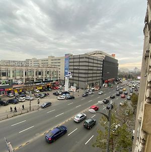 Union Square Sweethome Bucharest Exterior photo