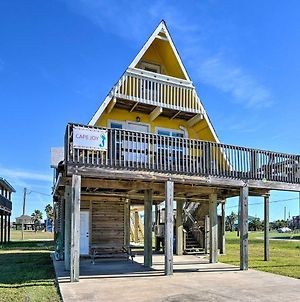 A-Frame Home With Deck - 2 Blocks To Surfside Beach! Exterior photo