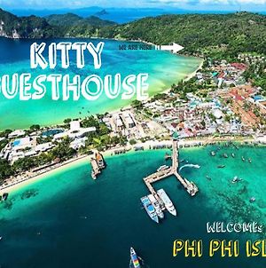 Kitty Guesthouse Phi Phi Don Exterior photo