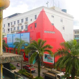 Grace Hotel Lahad Datu Exterior photo