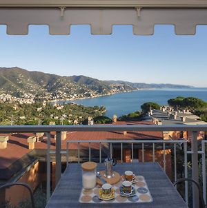 Casa Linda - Incredible View, Pool & Tennis Apartment Rapallo Exterior photo