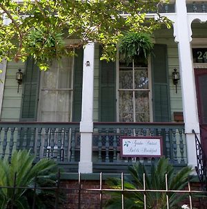 Garden District Bed And Breakfast New Orleans Exterior photo