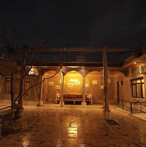 "S E A S O N S" Apartment Samarkand Exterior photo
