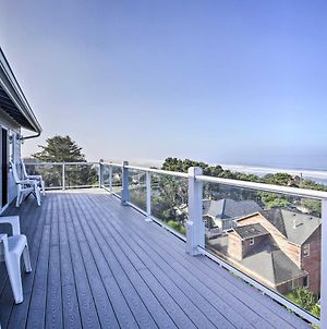 Ocean-View Lincoln City Retreat With 3 Viewing Decks Exterior photo