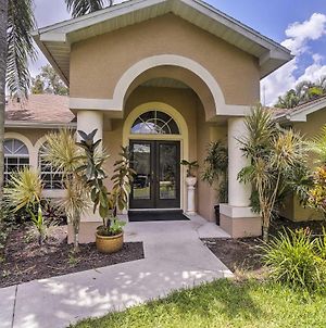 Private Fort Myers Escape With Screened Pool And Lanai Villa Exterior photo