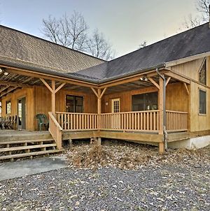 Rustic Benton Home On 50 Acres With Deck And Views! Exterior photo