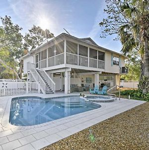 Canalfront Anna Maria Cottage With Pool And Hot Tub! Anna Maria Island Exterior photo