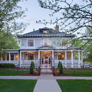 Edwards House Hotel Fort Collins Exterior photo