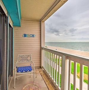 Waterfront Corpus Christi Escape With Pool Access! Apartment Exterior photo