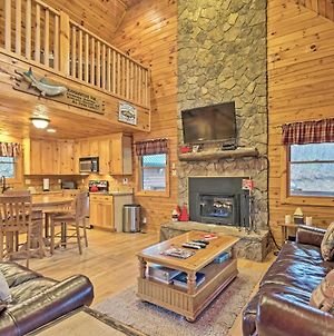 Forest Lake Cabin With Views, Walk To Fingerlake! Villa Bryson City Exterior photo