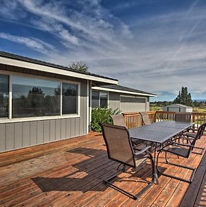 Updated Farmhouse With Deck On Central Oregon Canal! Villa Bend Exterior photo