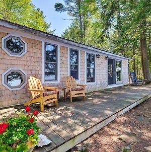 Cozy Lakefront Madison Cabin With Dock And Kayaks Exterior photo