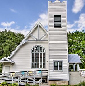 Historic Church Home - Walk To Durand Shops! Exterior photo